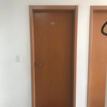 Apartamento Em Londrina Privado Com 2 Quartos De Casal Com Utensilios Garagem E Wifiアパートメント エクステリア 写真